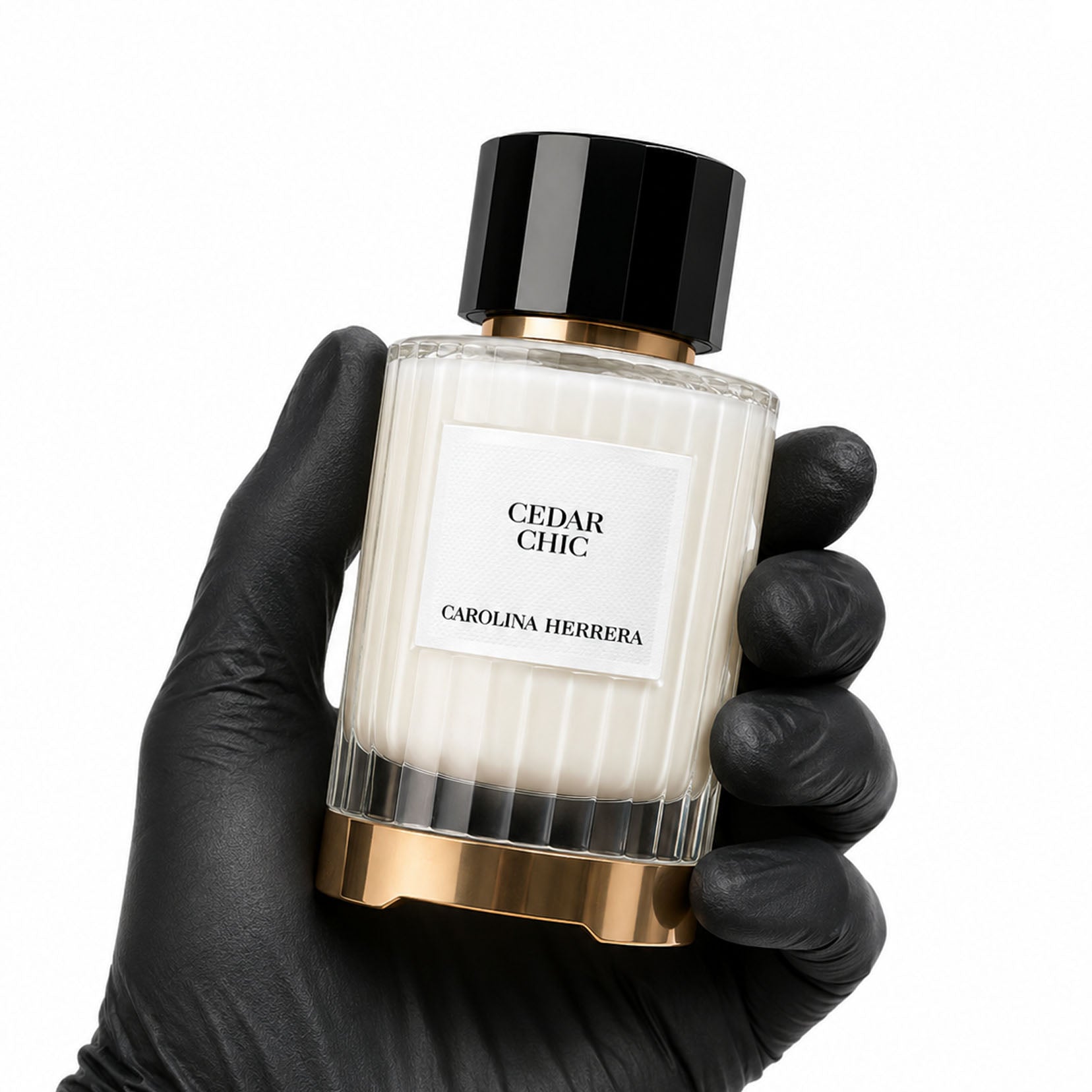 Carolina Herrera Cedar Chic retail fragrance bottle - Scent Index